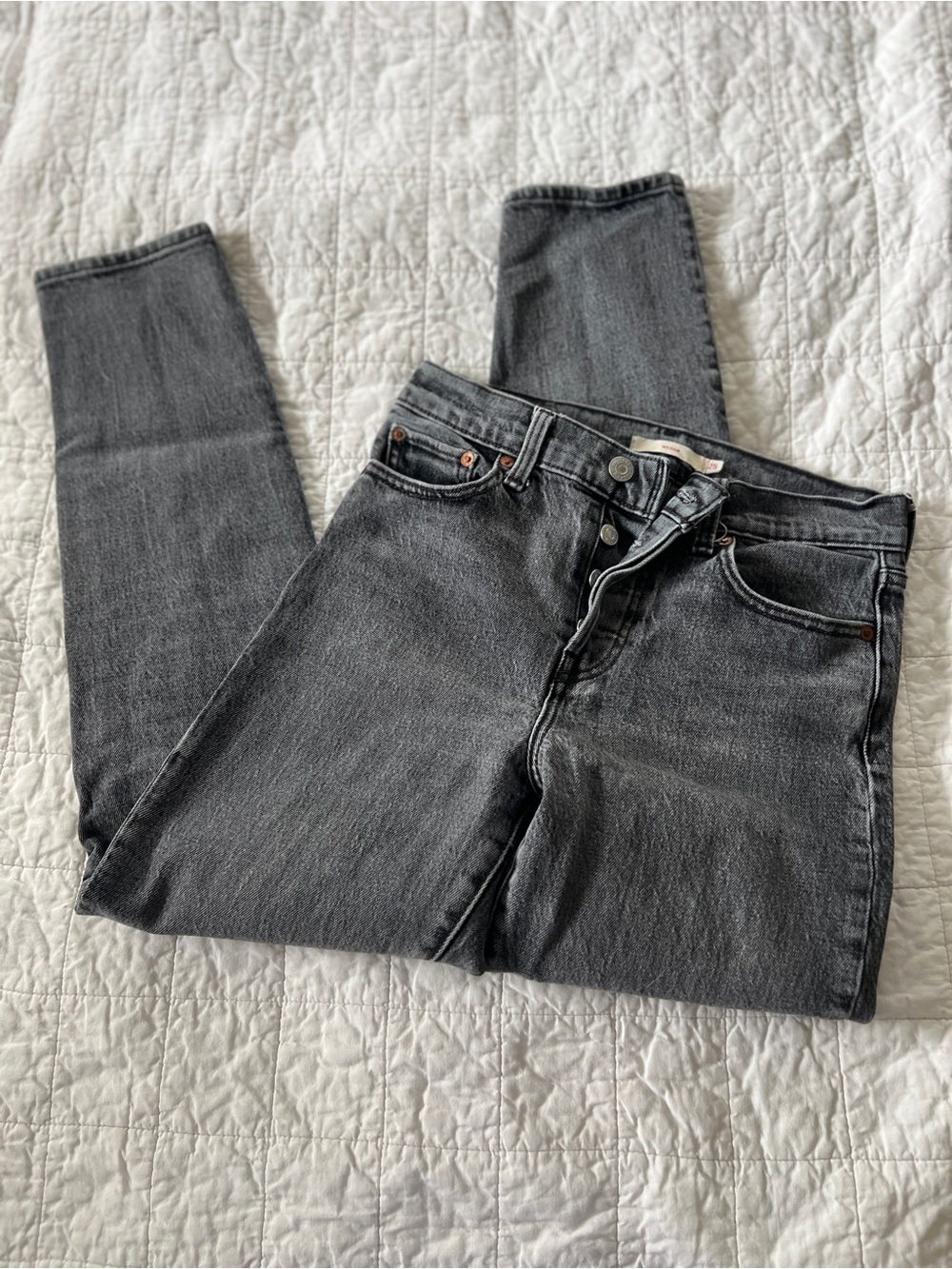 Levi's Straight-Leg Jeans in Washed Charcoal